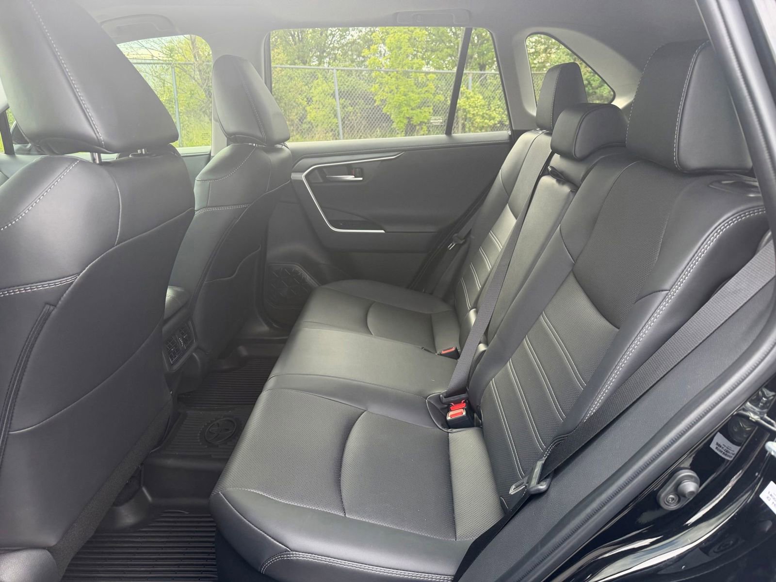 Used 2024 Toyota RAV4 Limited w/ Weather Package AWD/4WD image 11