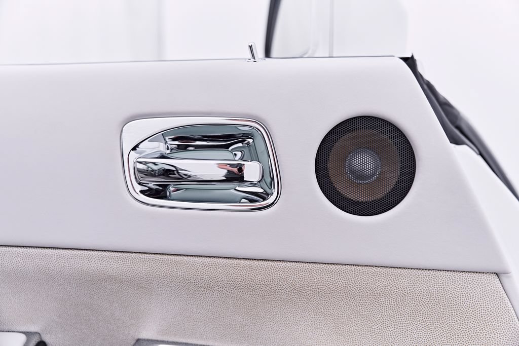 Used 2014 Rolls-Royce Wraith RWD image 40