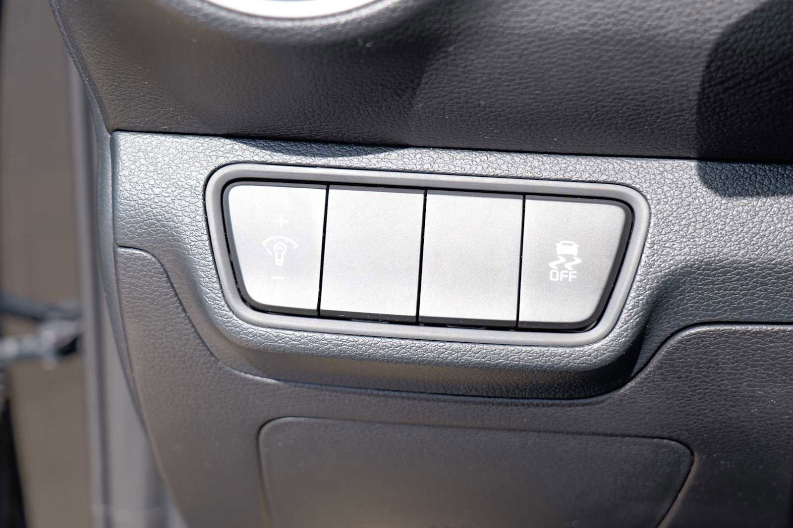 Certified 2024 Kia Forte LXS image 19