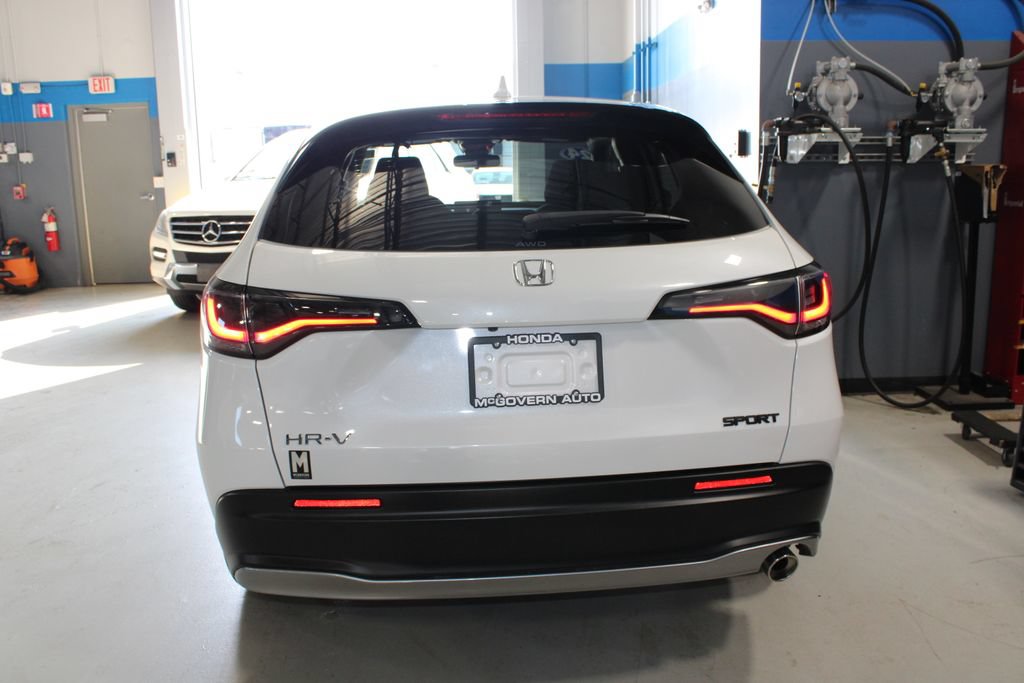 Used 2024 Honda HR-V Sport image 23
