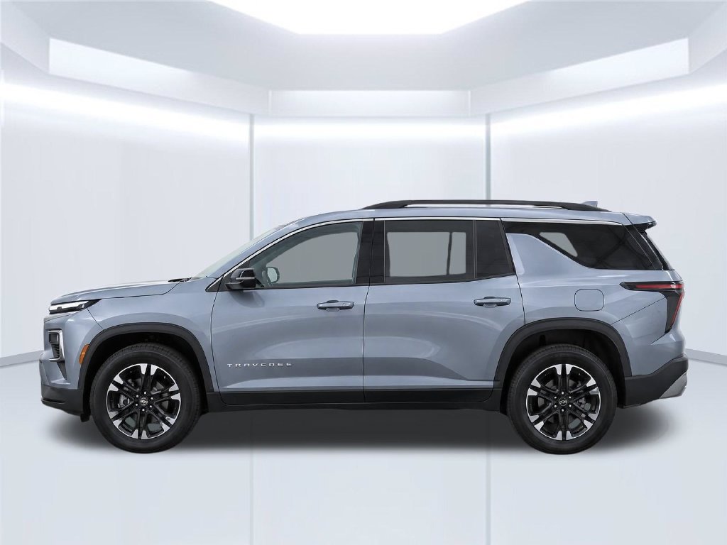 New 2027 Chevrolet Traverse LT w/ Sun and Wheel Package FWD image 8