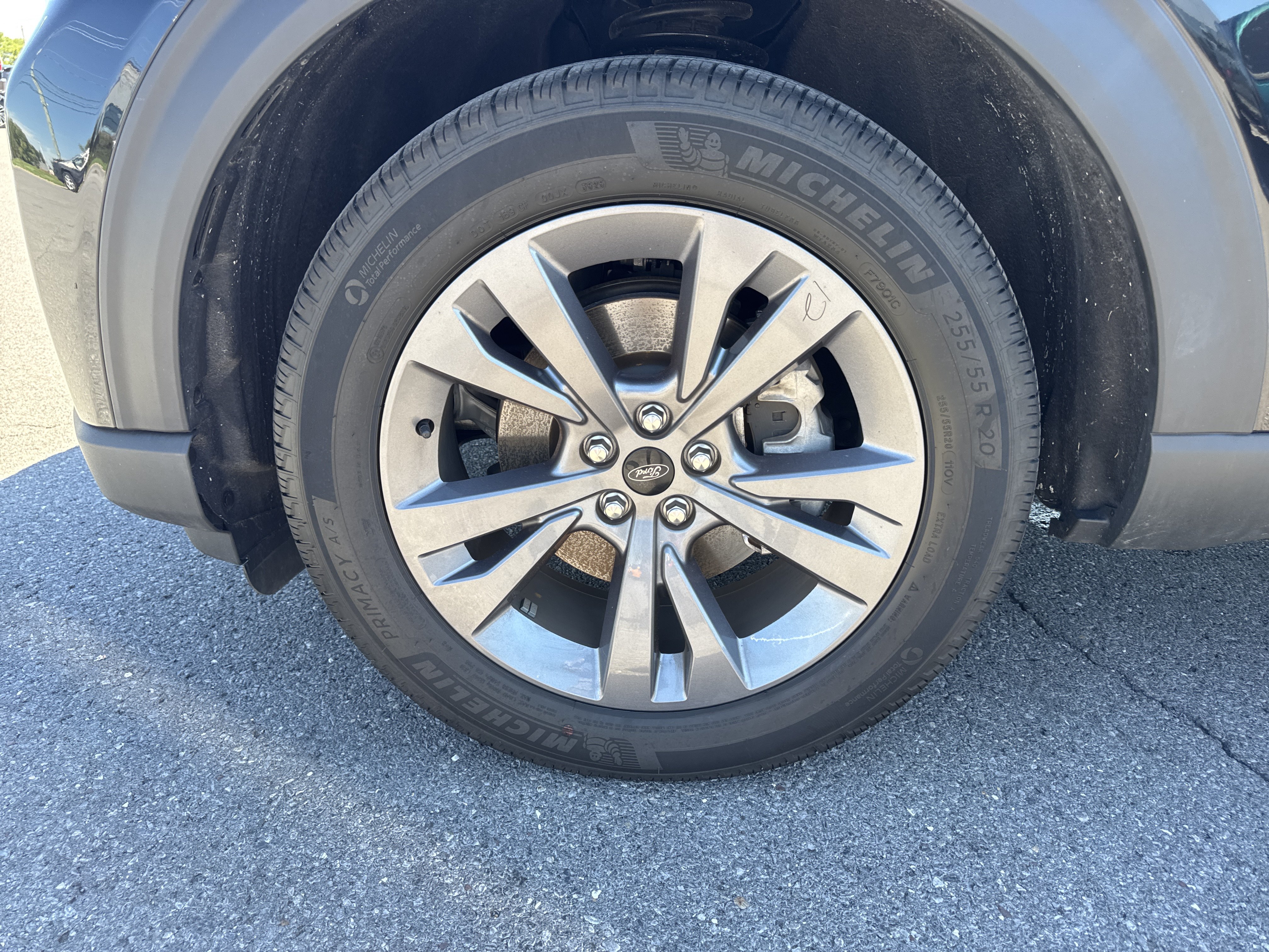 Used 2026 Ford Explorer Active w/ Active Comfort Package AWD/4WD image 11