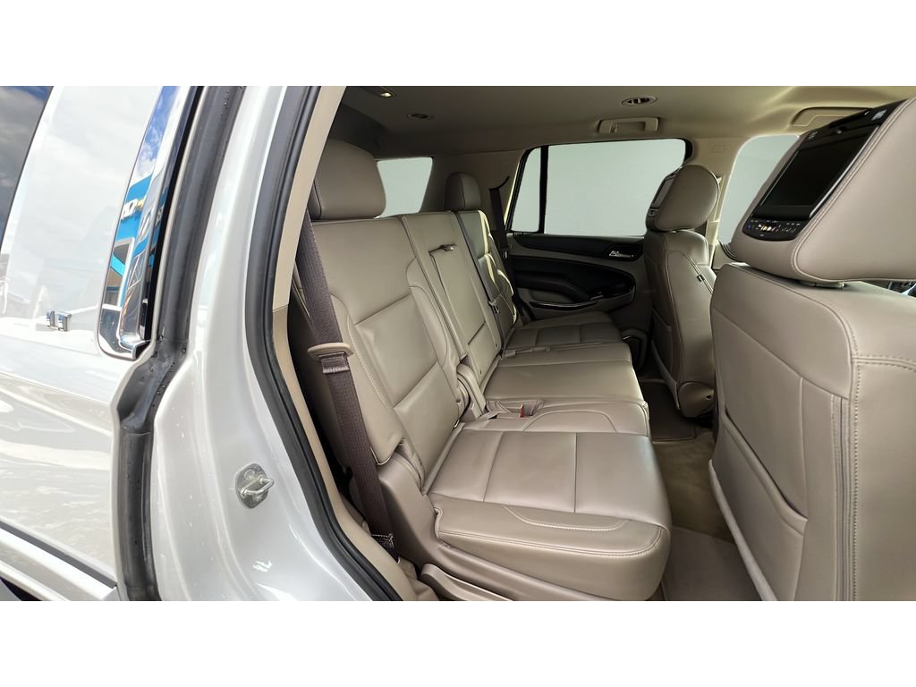 Used 2017 Chevrolet Tahoe LT w/ Luxury Package AWD/4WD image 31
