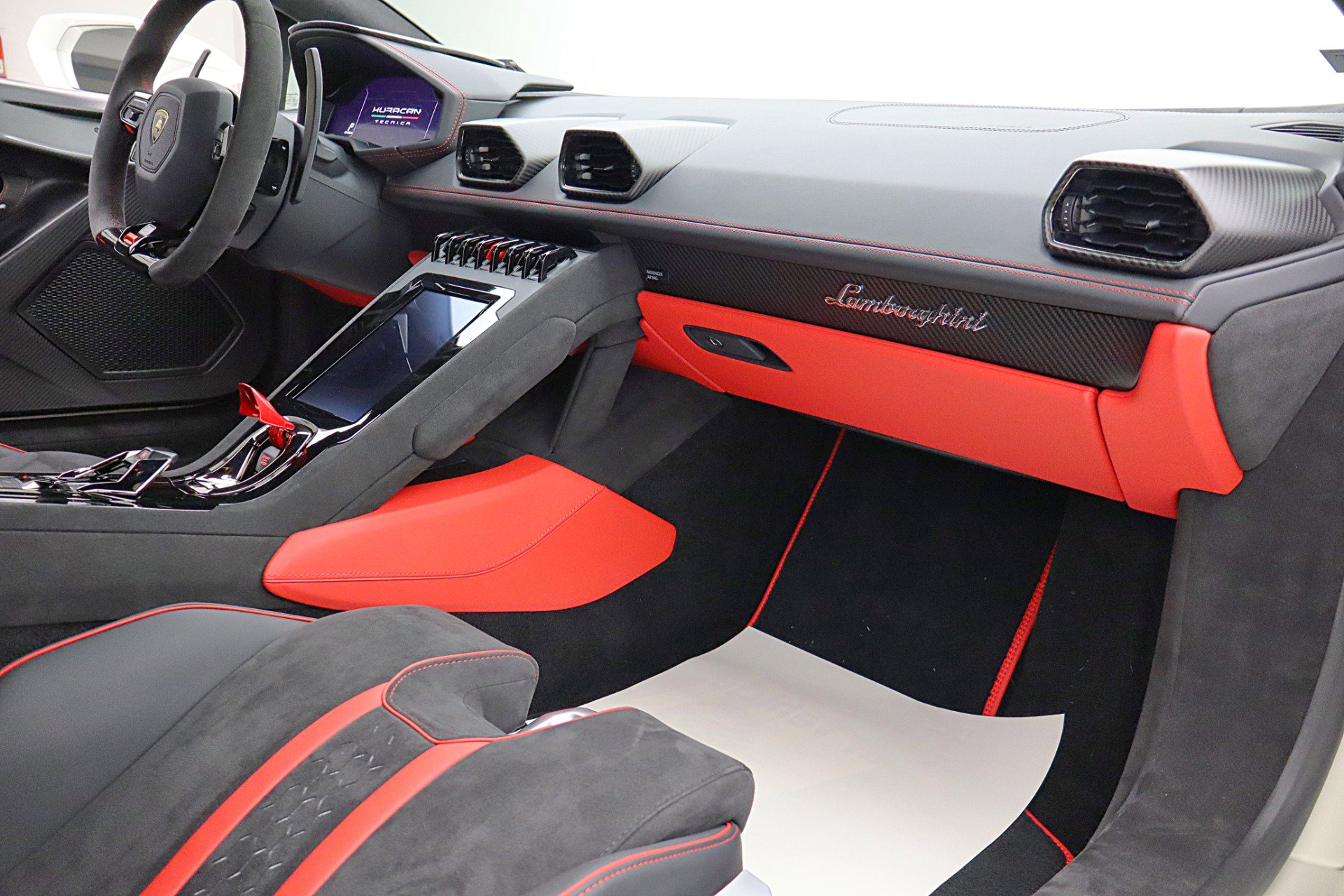 Used 2023 Lamborghini Huracan Tecnica image 49