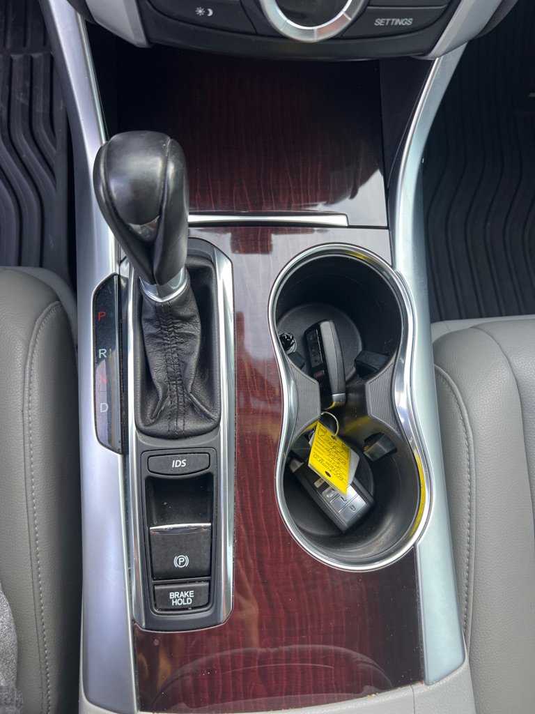 Used 2016 Acura TLX image 33