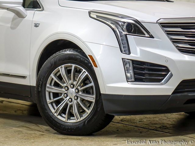 Certified 2017 Cadillac XT5 Luxury w/ Driver Awareness Package image 3