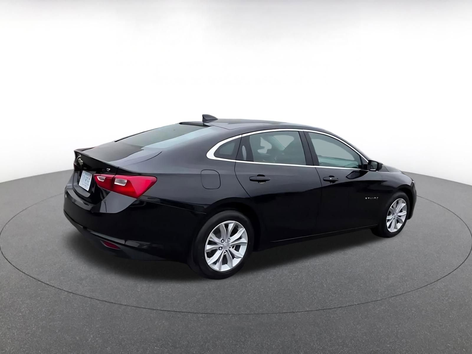 Used 2024 Chevrolet Malibu LT image 15