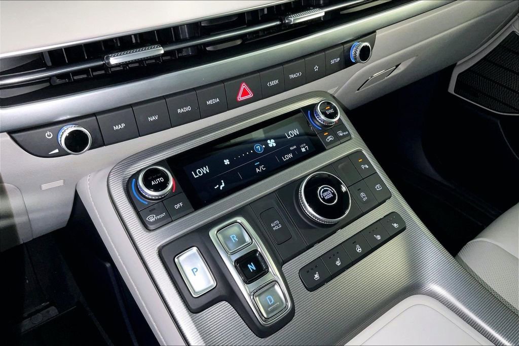 Used 2025 Hyundai Palisade Calligraphy image 33
