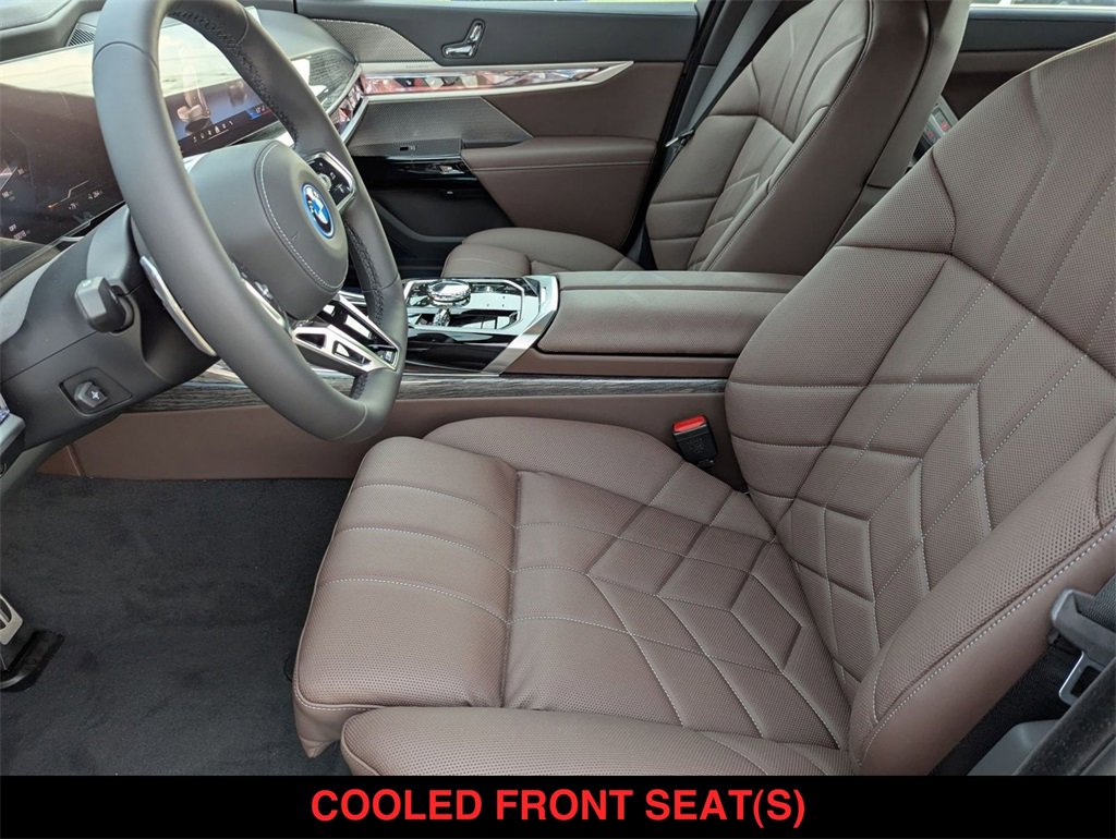 New 2025 BMW i7 eDrive50 w/ M Sport Package image 12
