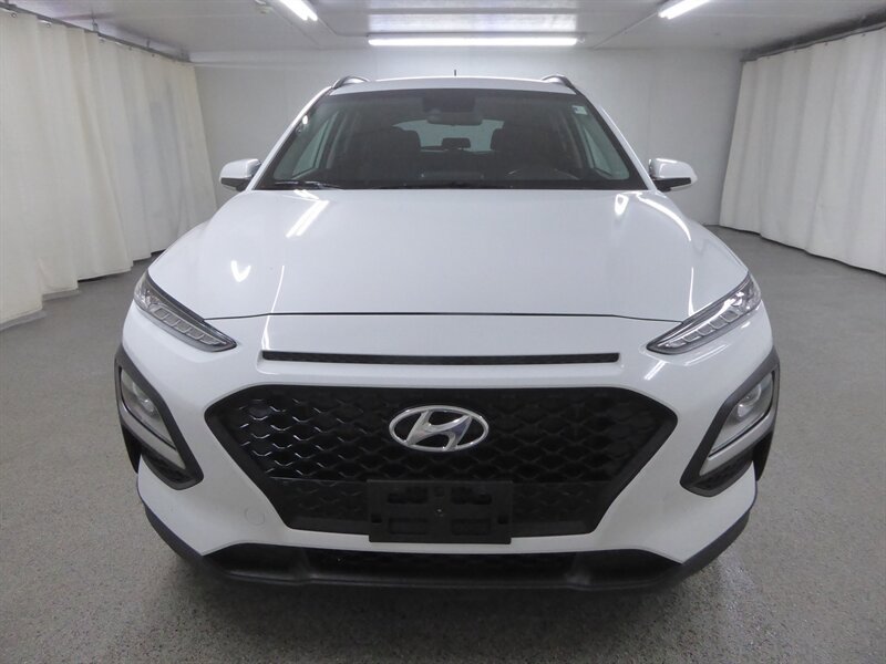 Used 2021 Hyundai Kona SEL FWD image 2