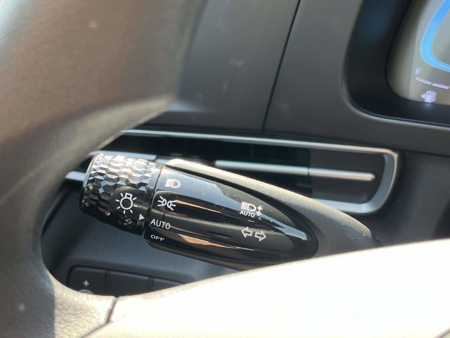 New 2026 Hyundai Elantra SE FWD image 20