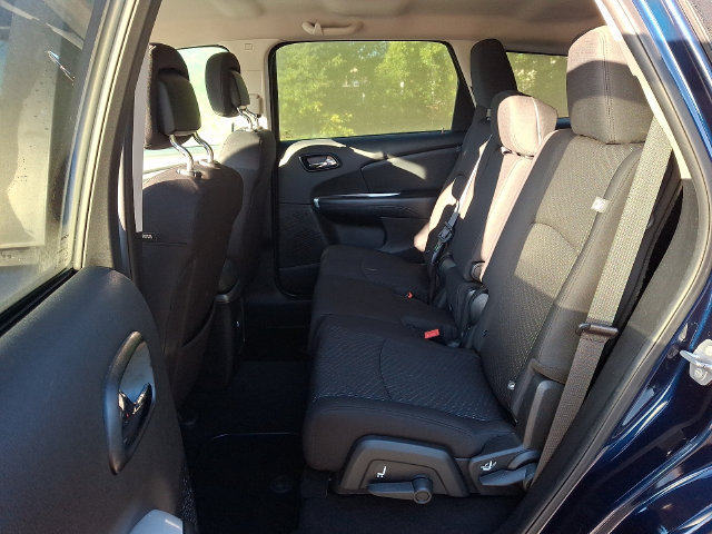 Used 2018 Dodge Journey SE FWD image 10