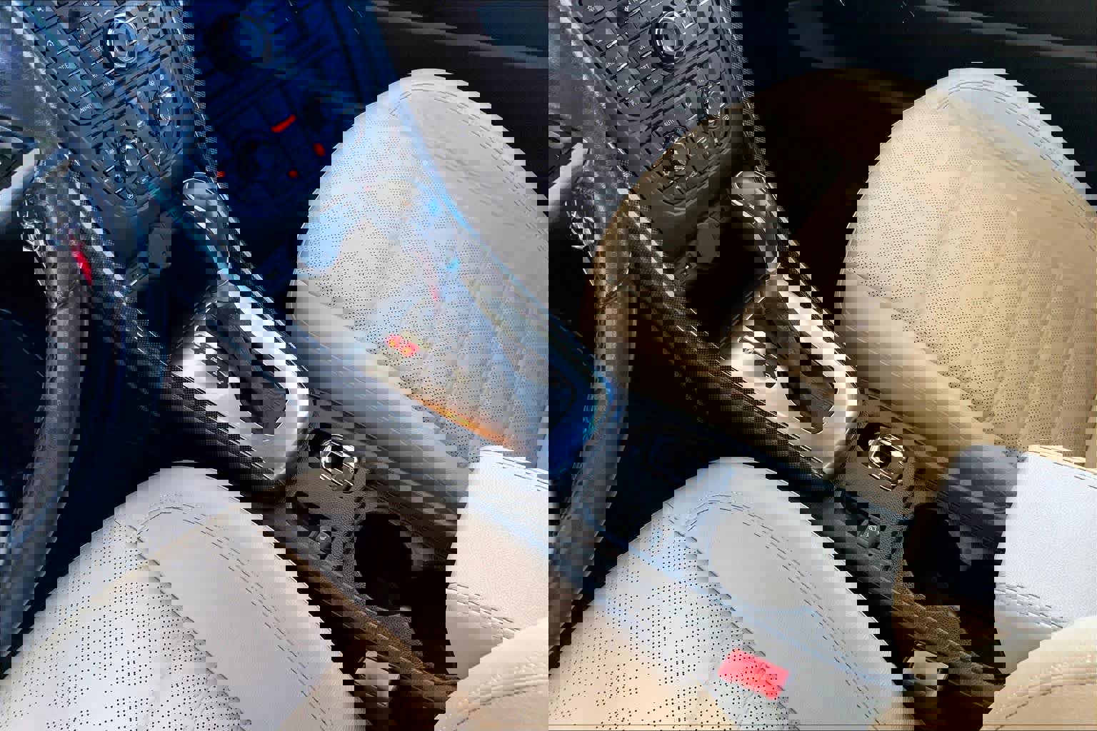 Used 2019 Buick Cascada Premium image 17