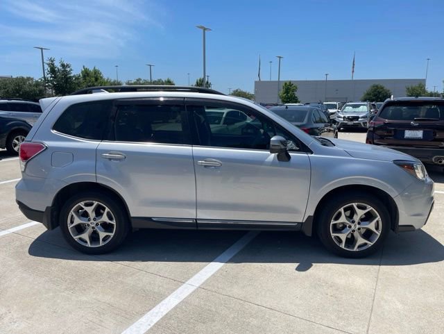 Used 2017 Subaru Forester 2.5i Touring AWD/4WD image 2