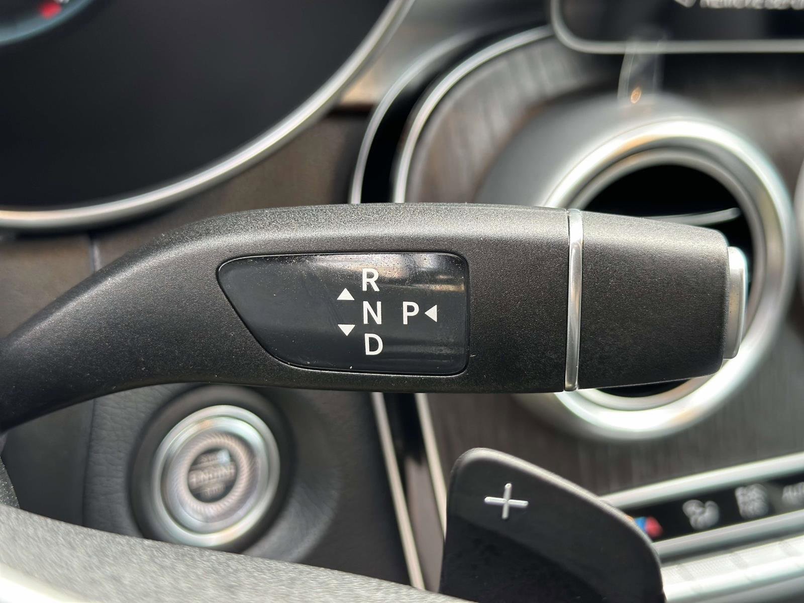 Used 2022 Mercedes-Benz GLC 300 4MATIC image 13