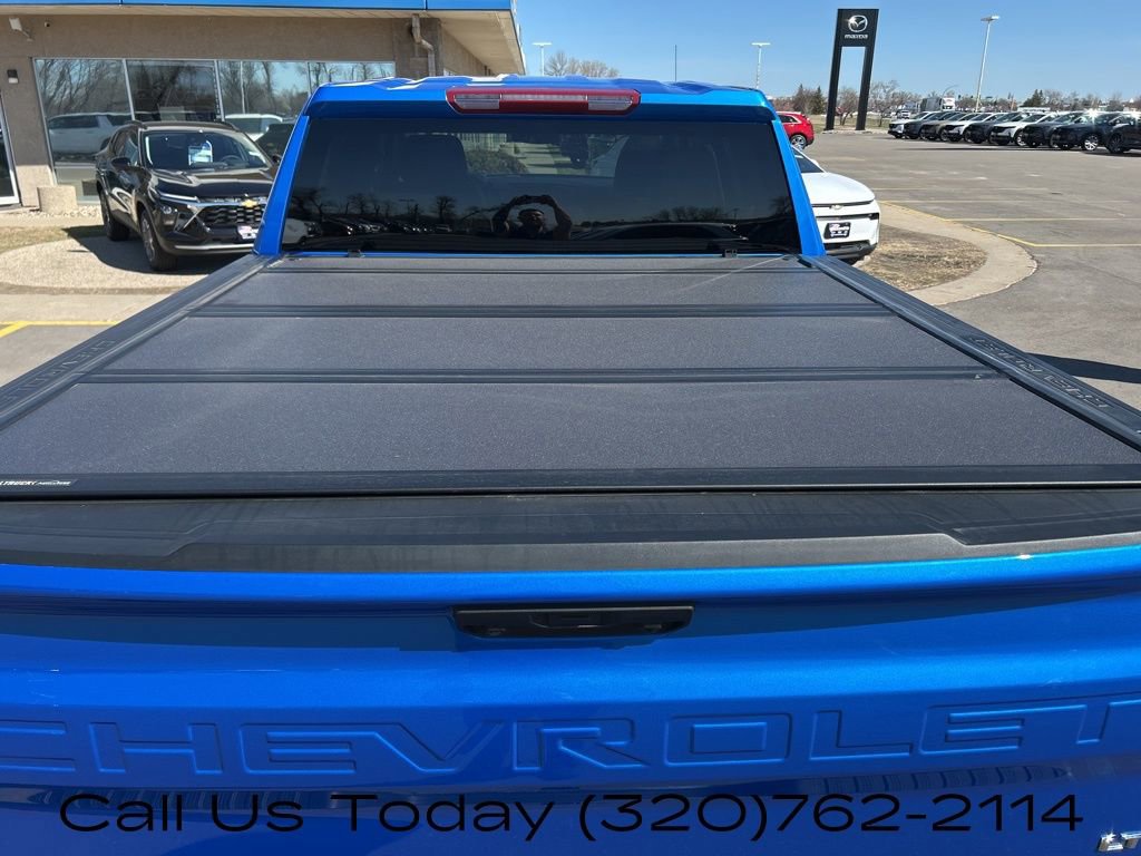 Certified 2025 Chevrolet Silverado 1500 LT AWD/4WD image 10