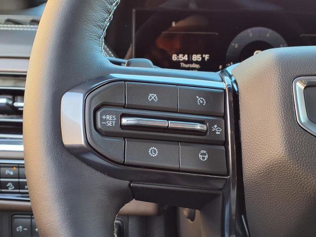 New 2026 GMC Yukon Denali Ultimate AWD/4WD image 12