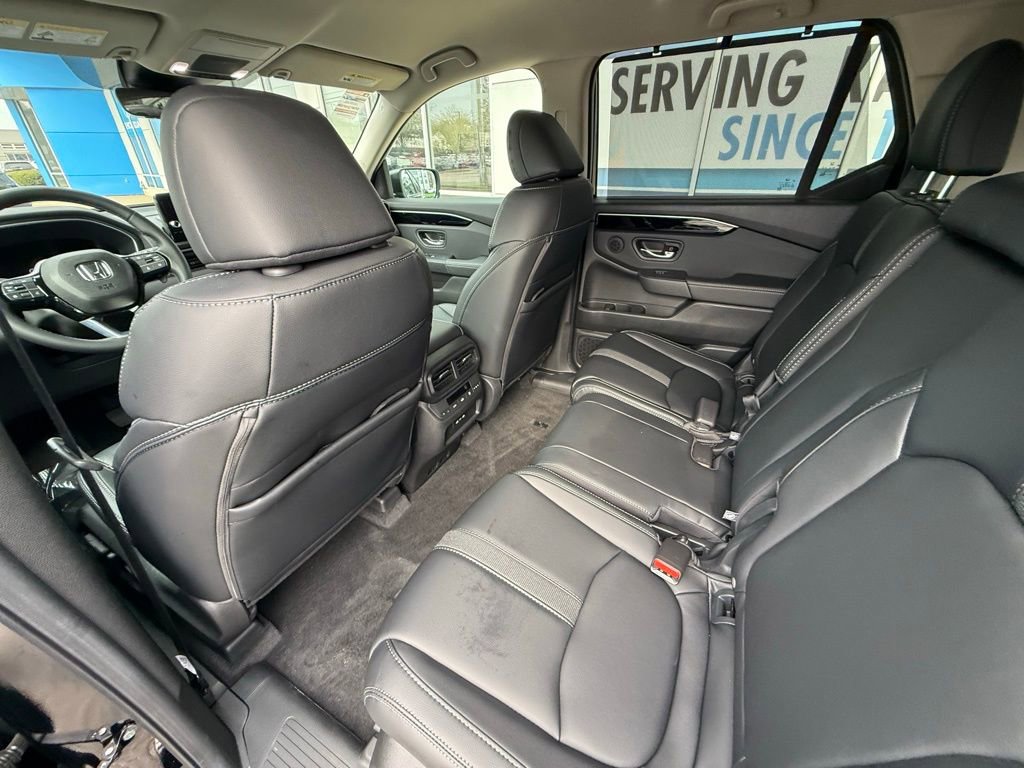 Used 2025 Honda Pilot EX-L image 29