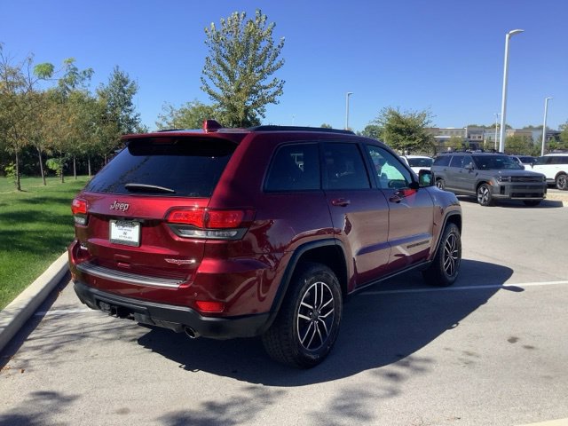 Used 2019 Jeep Grand Cherokee Trailhawk w/ Trailhawk Luxury Group AWD/4WD image 5