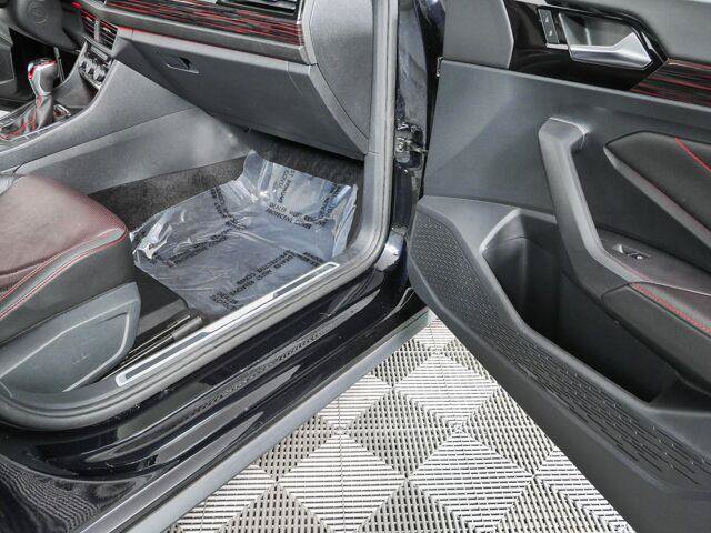 Used 2022 Volkswagen Jetta GLI Autobahn FWD image 33