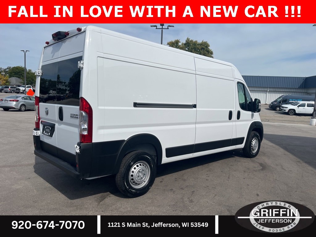 Used 2024 RAM ProMaster 2500 image 5
