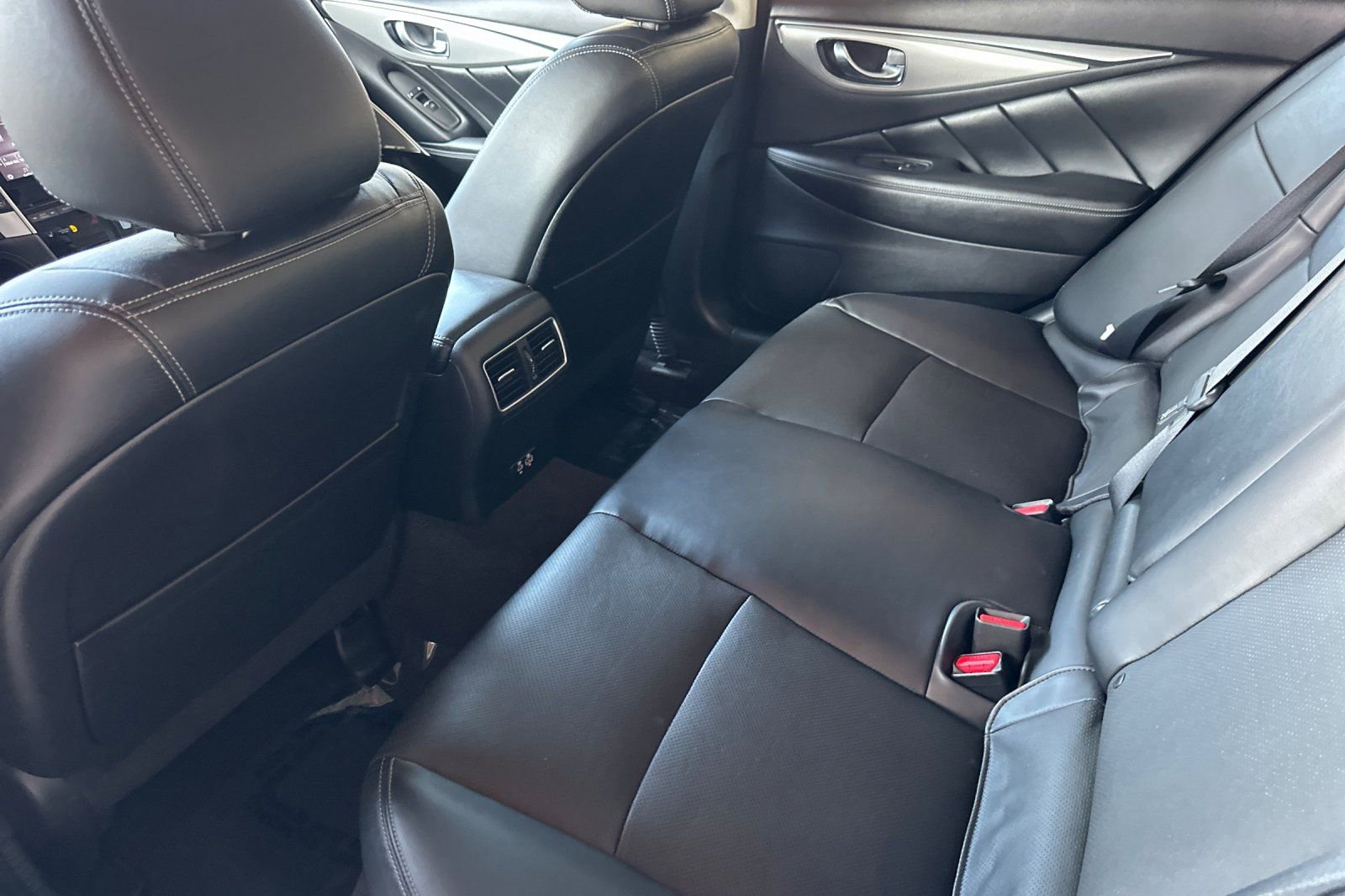Used 2023 INFINITI Q50 Luxe w/ Cargo Package RWD image 14