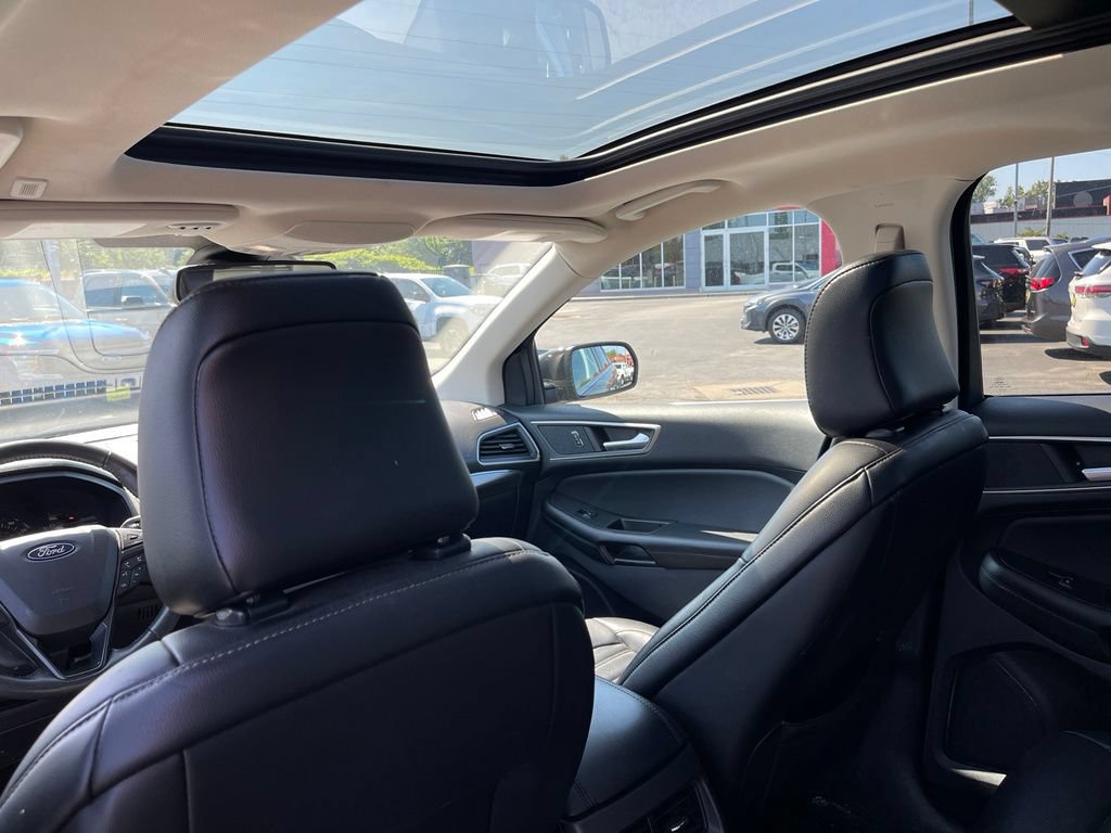 Used 2022 Ford Edge SEL w/ Convenience Package AWD/4WD image 13