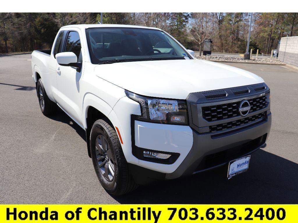 Used 2025 Nissan Frontier SV w/ SV Convenience Package image 1