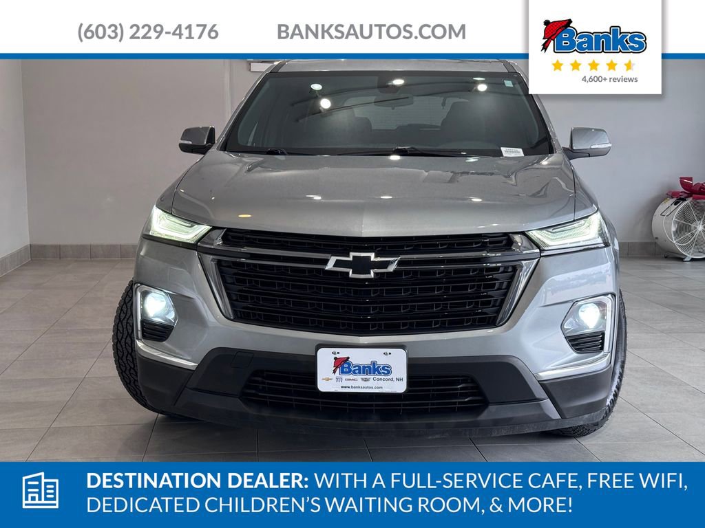 Certified 2023 Chevrolet Traverse LT w/ Midnight/Sport Edition AWD/4WD image 3