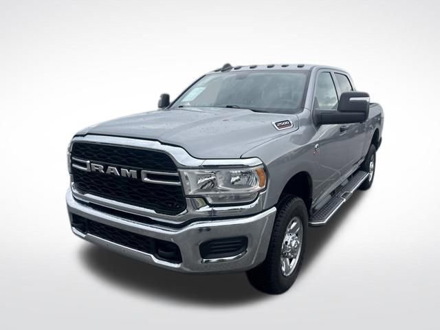 Used 2024 RAM 2500 Tradesman w/ Chrome Appearance Group AWD/4WD image 3