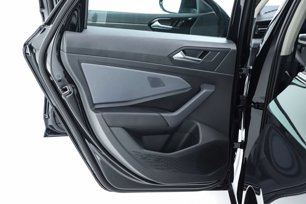 New 2026 Volkswagen Jetta SEL FWD image 17