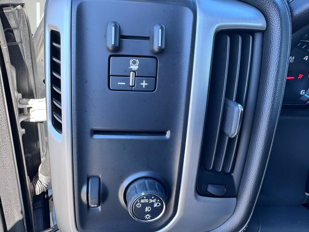 Used 2017 GMC Sierra 2500 SLE w/ SLE Fleet Preferred Package image 16