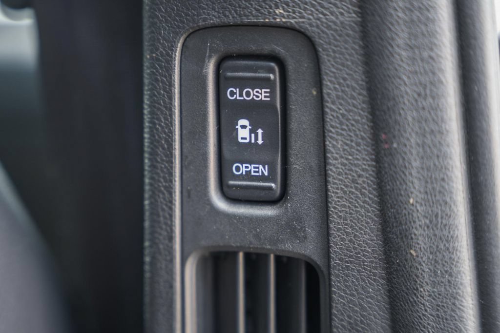 Used 2024 Honda Odyssey EX-L image 34