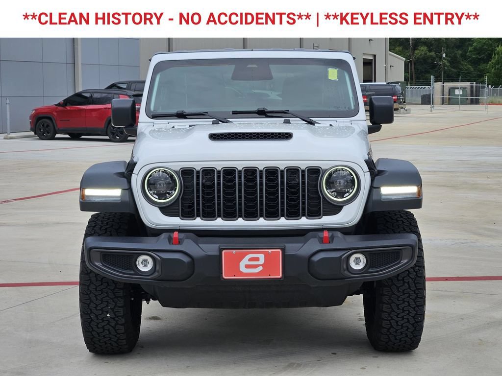 Used 2026 Jeep Wrangler Unlimited Rubicon AWD/4WD image 2