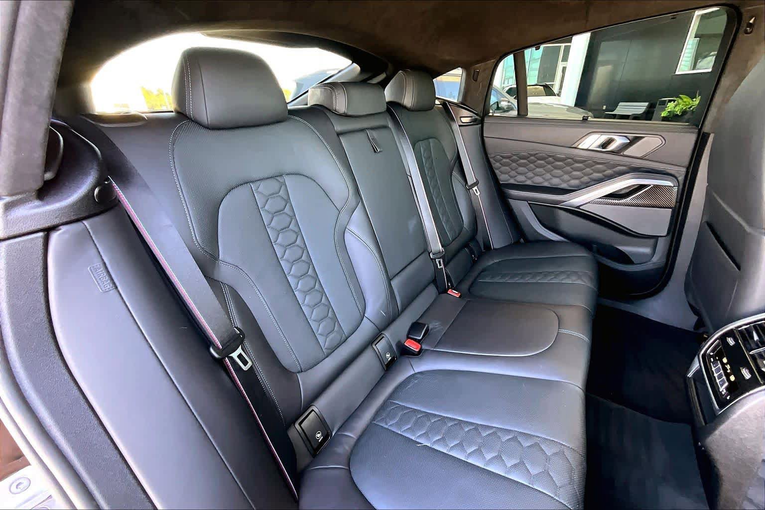 Used 2022 BMW X6 M w/ Competition Package AWD/4WD image 18