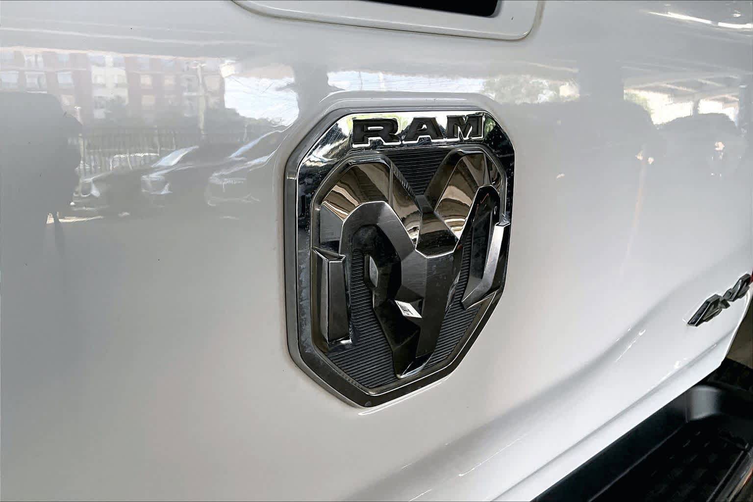 Used 2020 RAM 1500 Laramie AWD/4WD image 30