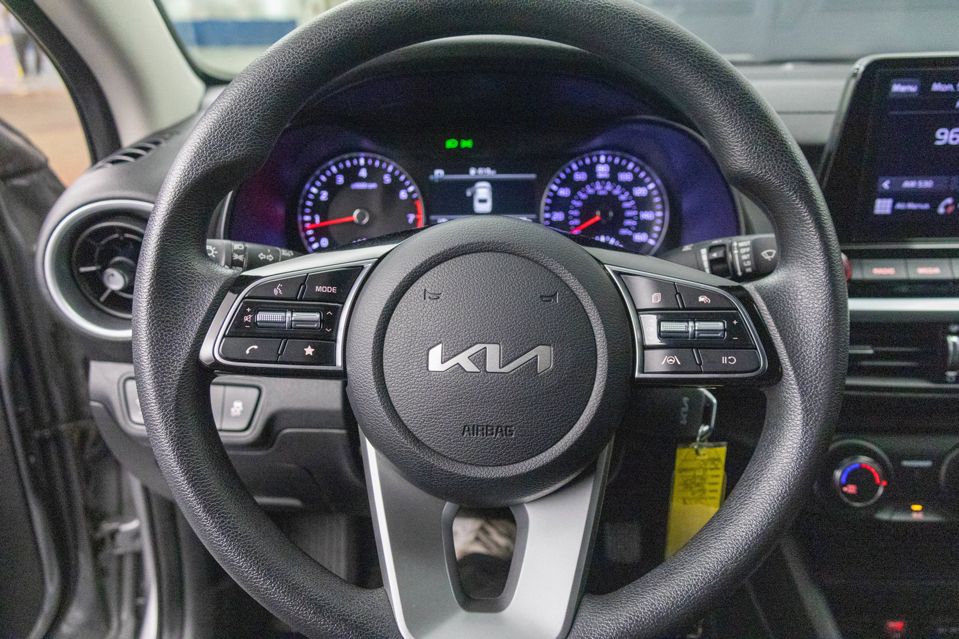 Used 2023 Kia Forte LXS FWD image 18
