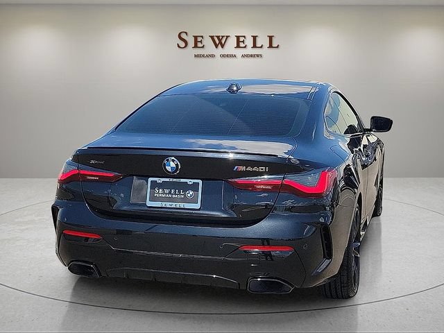 Used 2024 BMW 440i xDrive Coupe w/ Premium Package AWD/4WD image 5