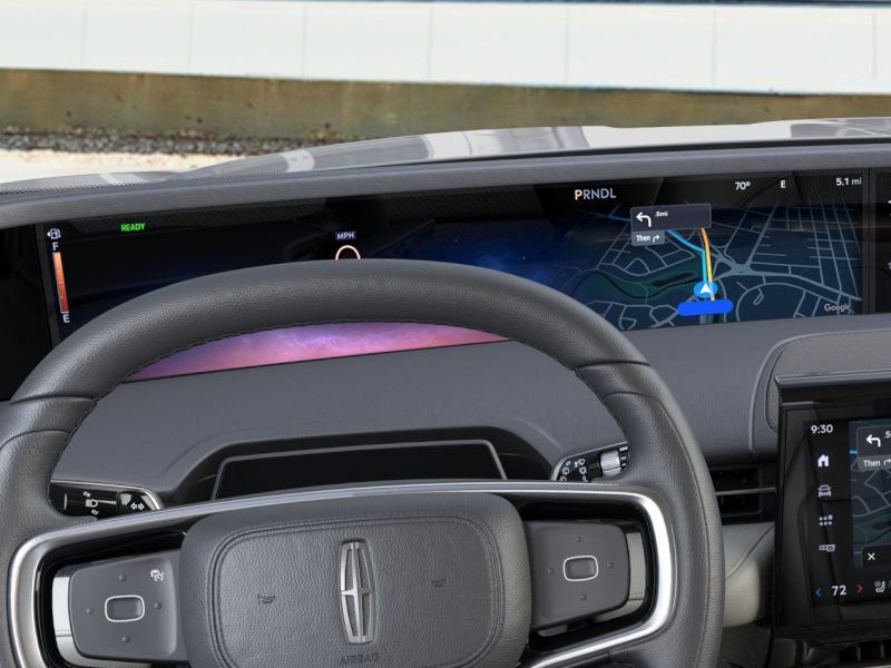 New 2026 Lincoln Nautilus Premier image 13