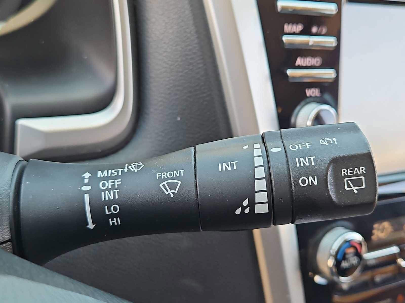 Used 2015 Nissan Murano Platinum w/ Platinum Technology Package AWD/4WD image 26