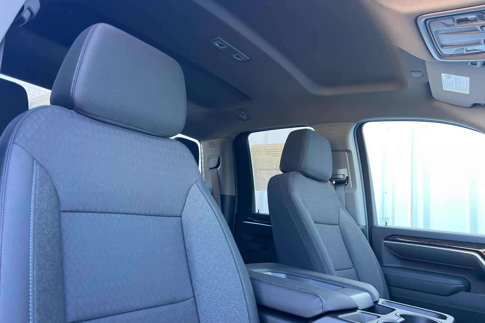 New 2026 GMC Sierra 2500 SLE AWD/4WD image 13