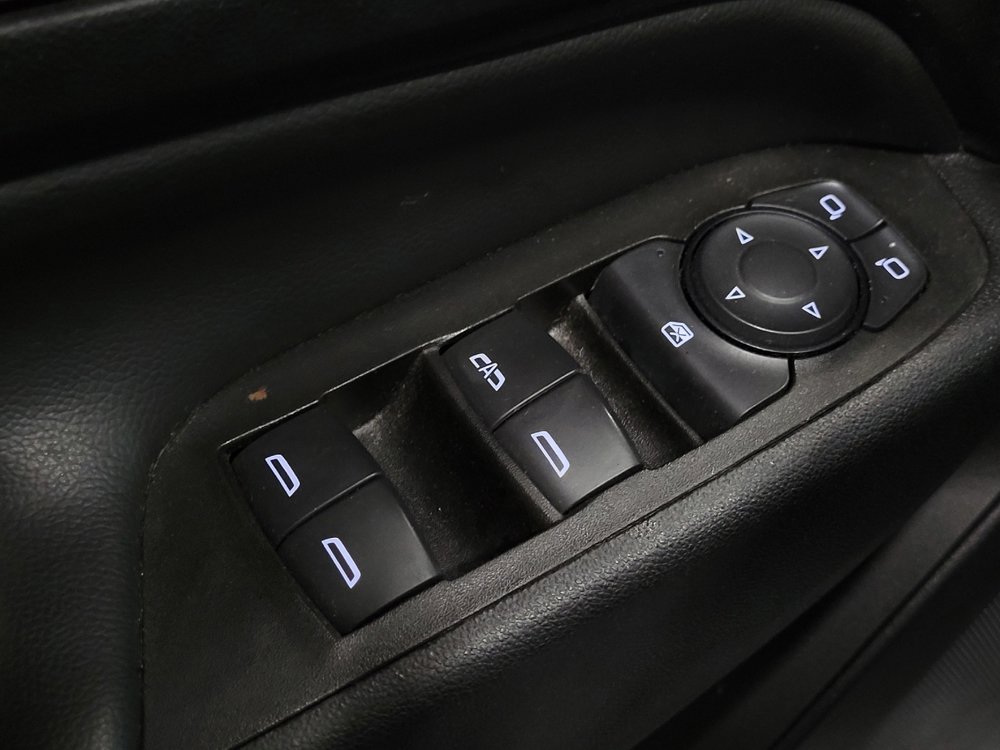 Used 2023 Chevrolet Equinox LT w/ Driver Convenience Package image 27