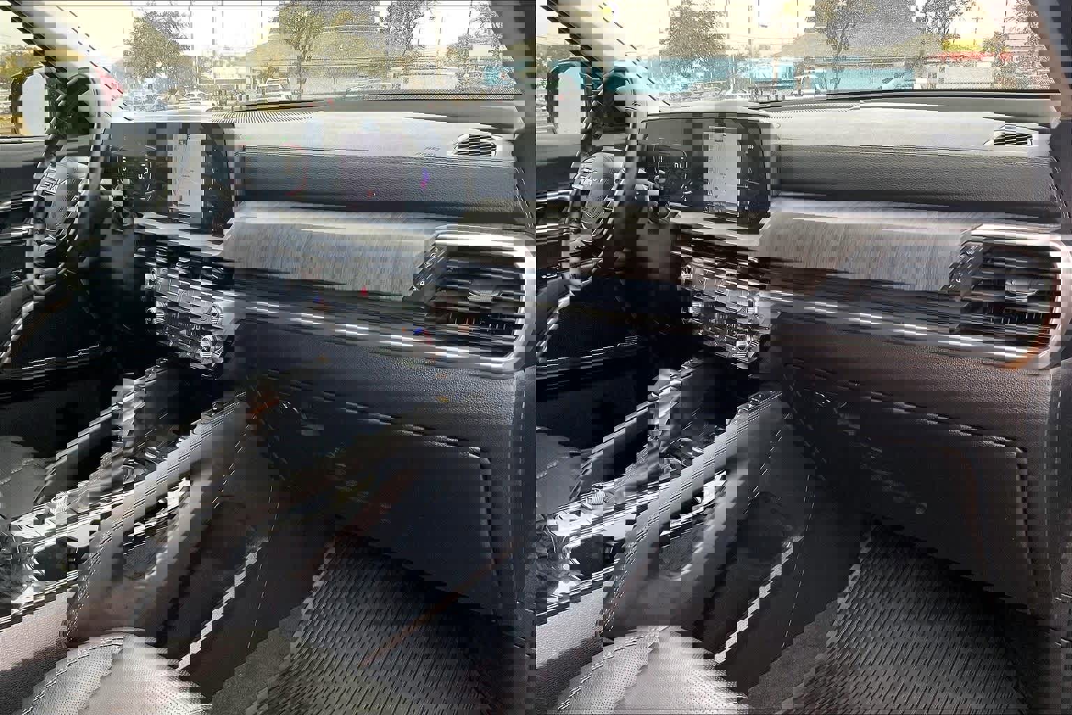 Certified 2023 Kia Telluride EX w/ EX Captain's Chair Package image 22