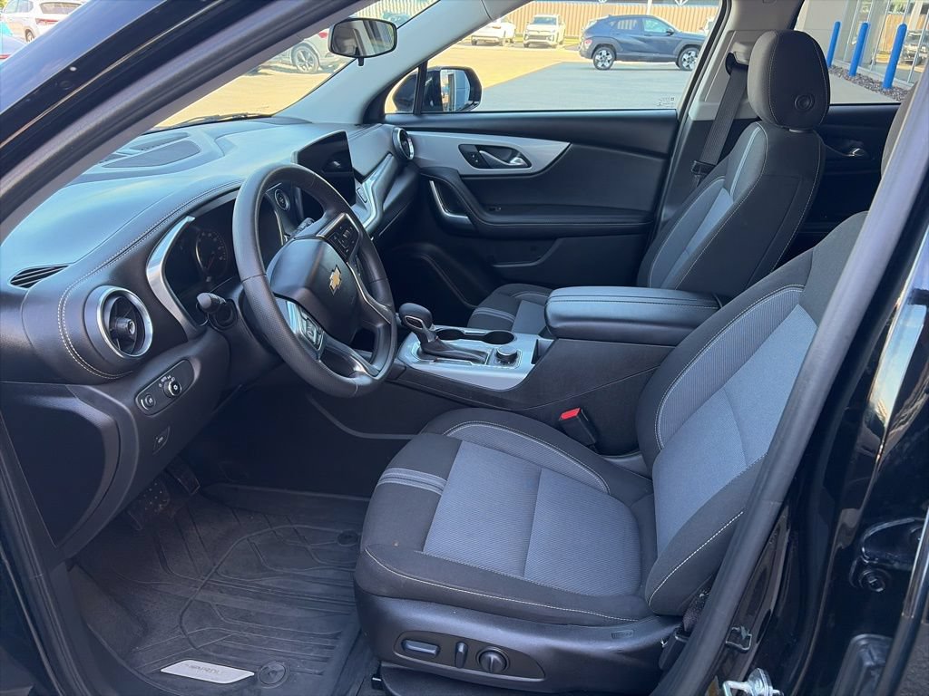 Used 2023 Chevrolet Blazer LT w/ Driver Confidence Package AWD/4WD image 11
