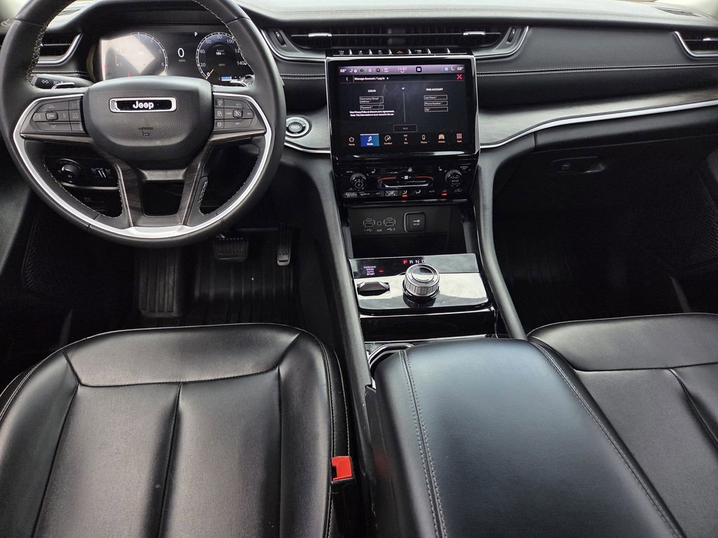 Used 2023 Jeep Grand Cherokee L Limited AWD/4WD image 9