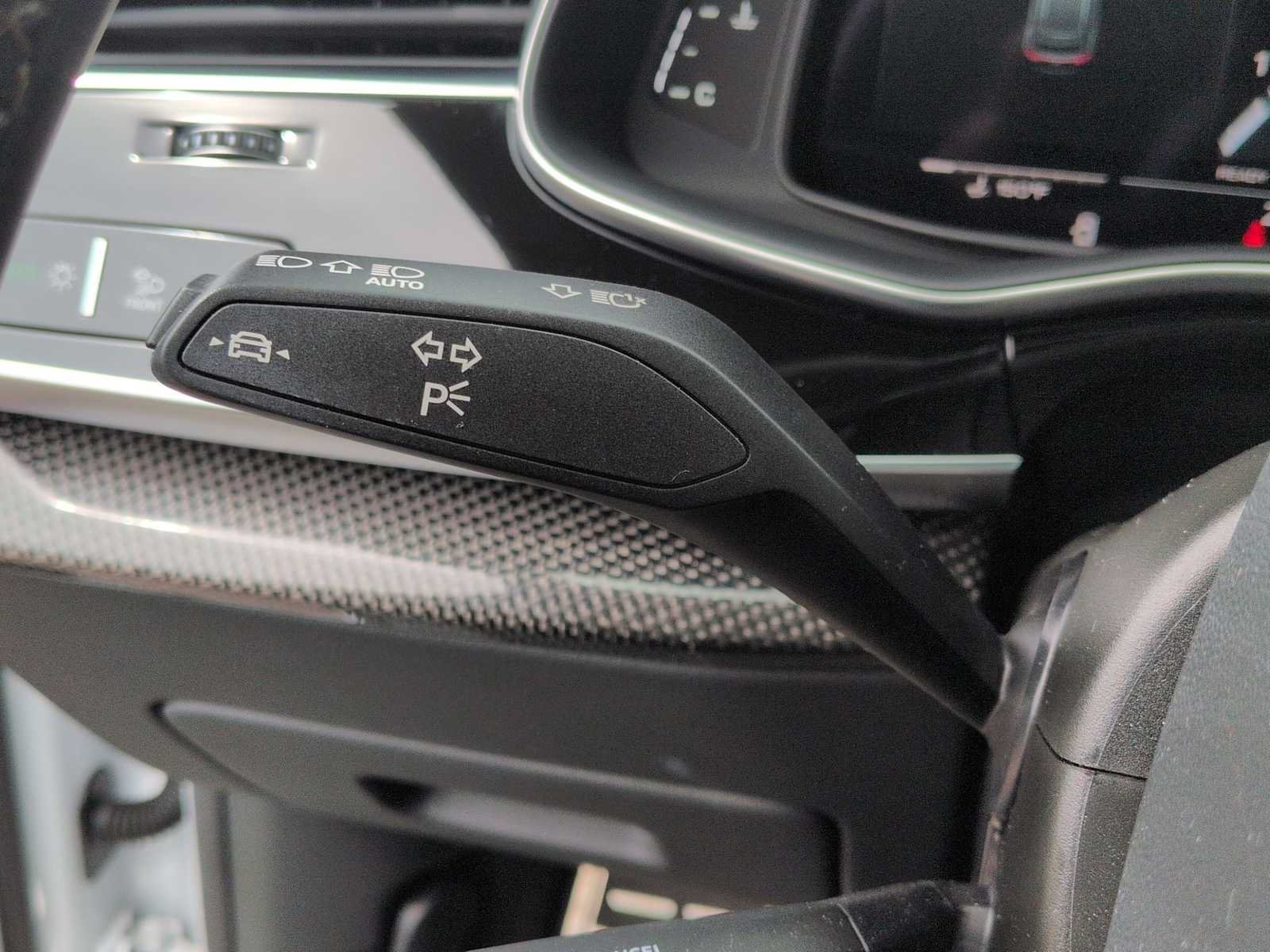 Used 2023 Audi SQ8 Premium Plus w/ Executive Package AWD/4WD image 28