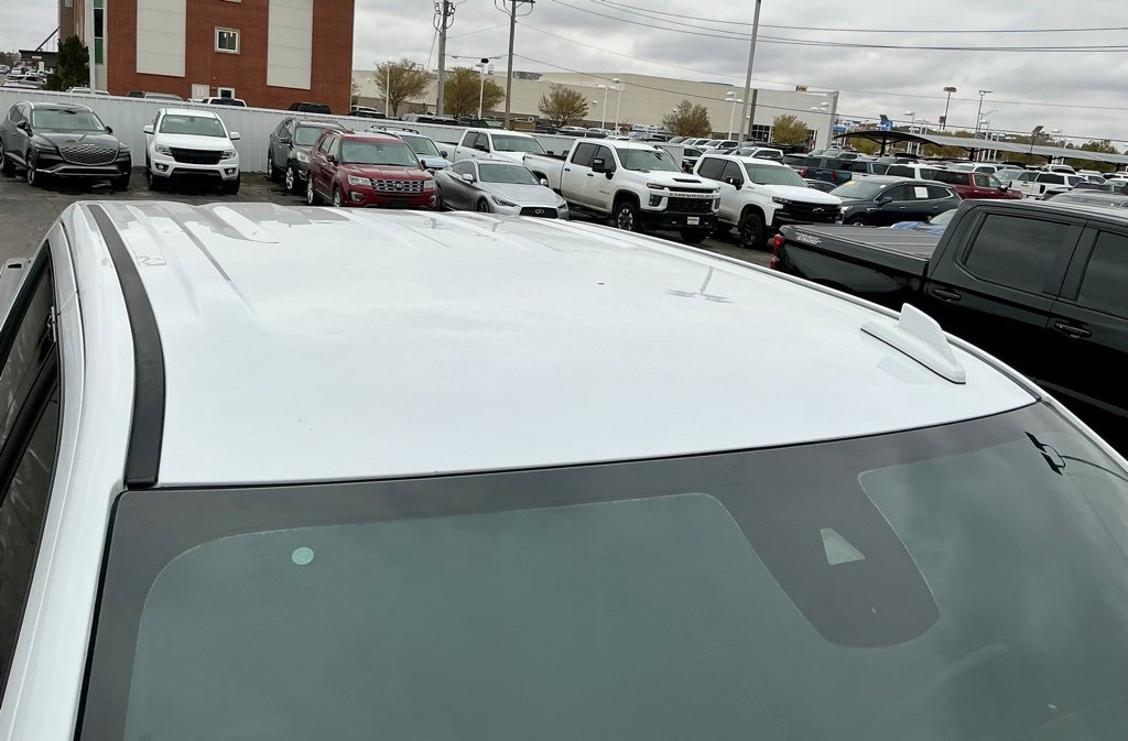 Used 2024 GMC Sierra 1500 AT4 w/ Technology Package image 12