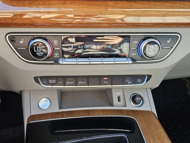 Used 2024 Audi Q5 2.0T Premium image 10