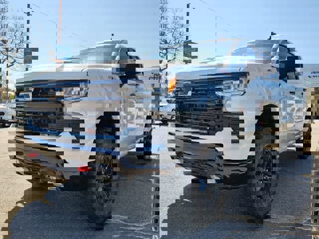 Used 2024 Chevrolet Silverado 1500 LT Trail Boss w/ Protection Package image 8