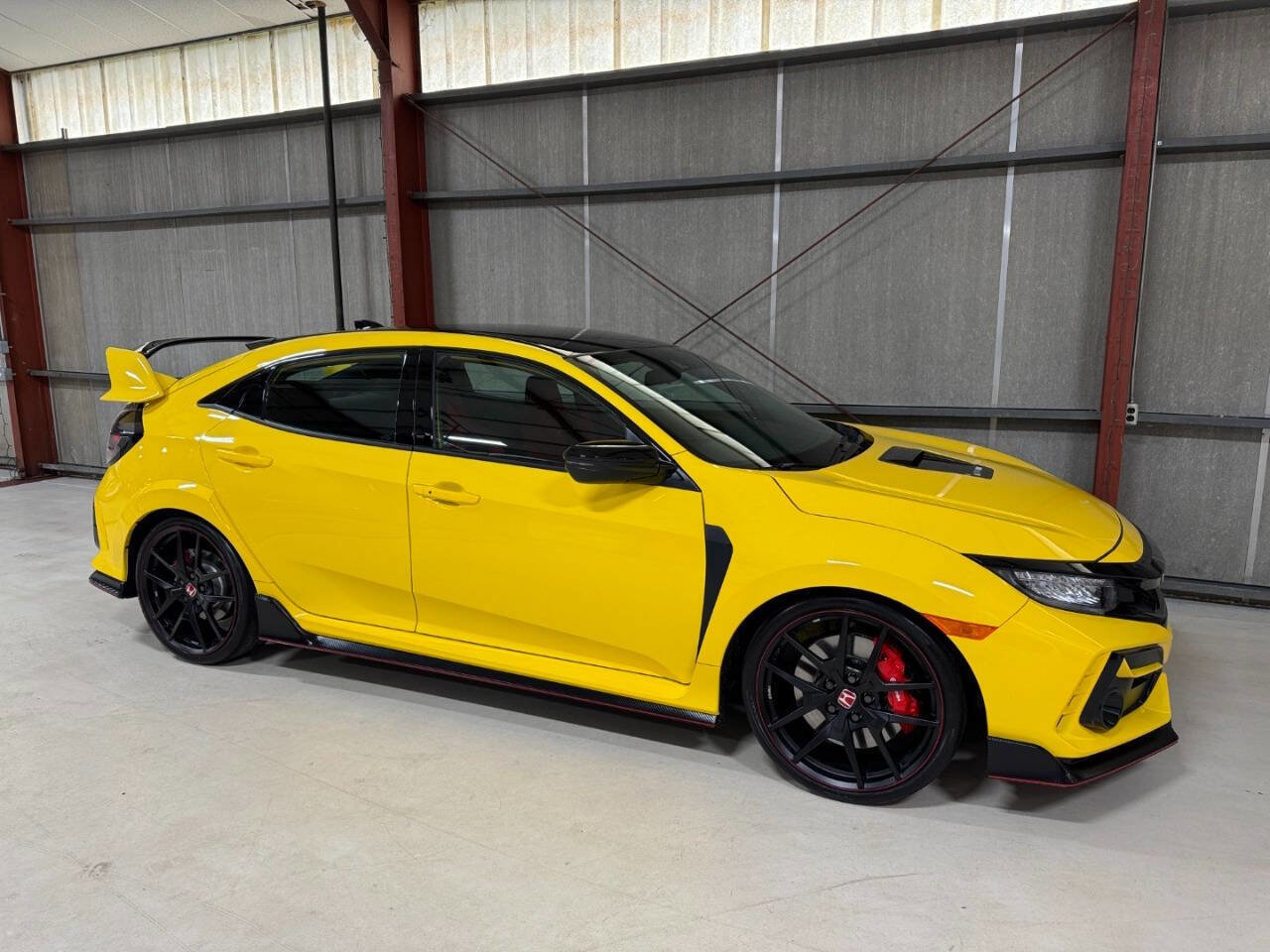 Used 2021 Honda Civic Type R Limited image 16